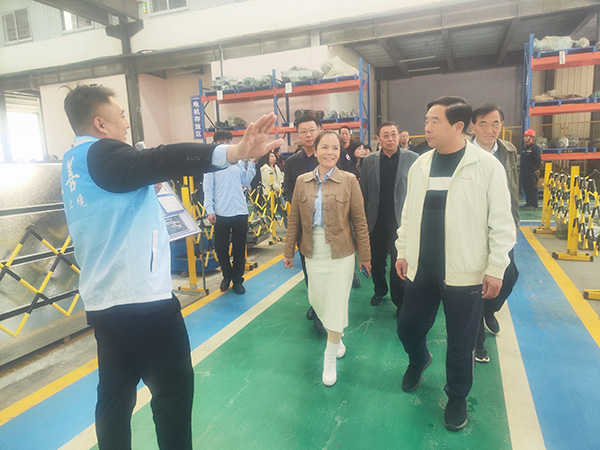 泰安市企業與企業家聯合會、泰安市工業經濟聯合會組織開展企業參觀交流活動